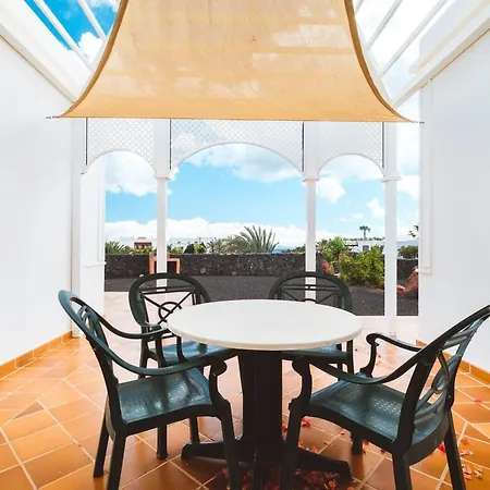 Hotel apartamentowy Livvo Coloradamar Playa Blanca (Lanzarote)