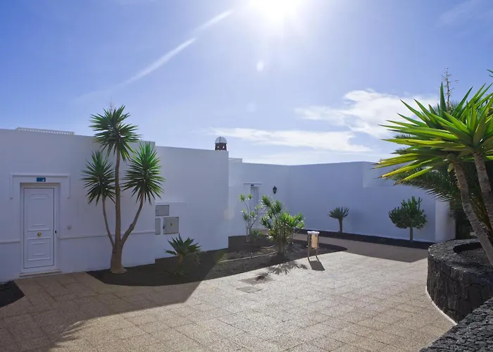 Aparthotel Livvo Coloradamar Playa Blanca (Lanzarote)