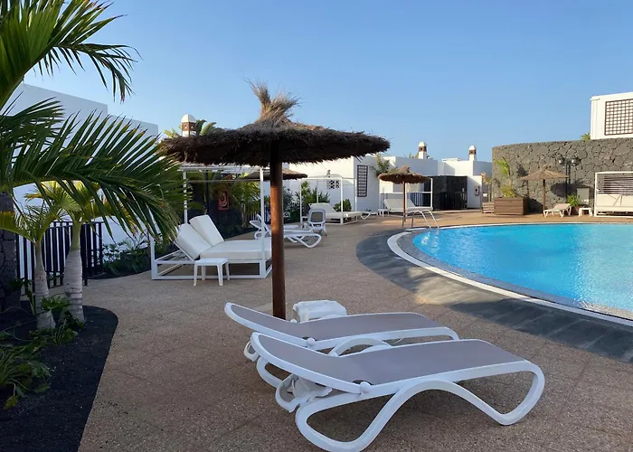 Aparthotel Livvo Coloradamar 4*