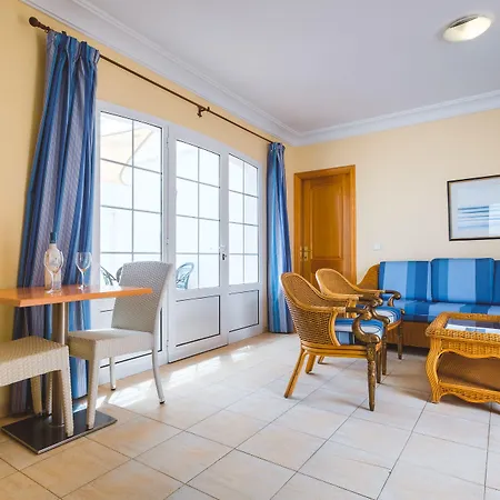 Livvo Coloradamar Appart hôtel Playa Blanca (Lanzarote)