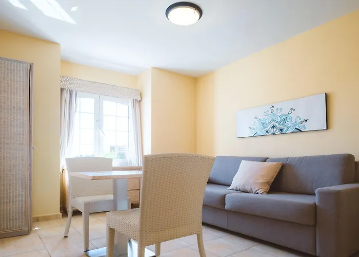 Livvo Coloradamar Aparthotel